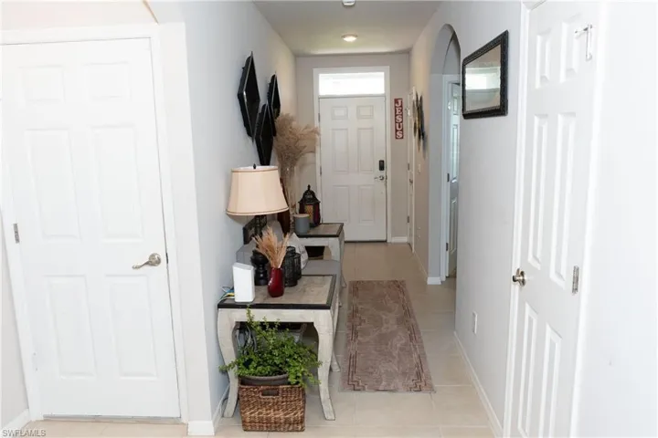 5190 42nd St Ne, Naples, Florida 34120