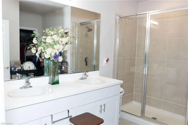 5190 42nd St Ne, Naples, Florida 34120