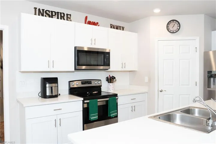 5190 42nd St Ne, Naples, Florida 34120
