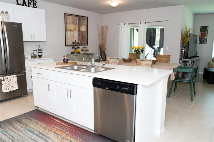 5190 42nd St Ne, Naples, Florida 34120