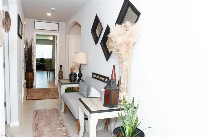 5190 42nd St Ne, Naples, Florida 34120