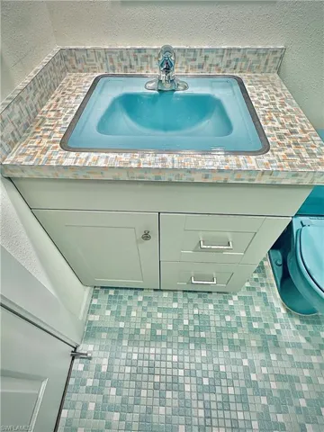 708 Victoria Dr 105, Cape Coral, Florida 33904
