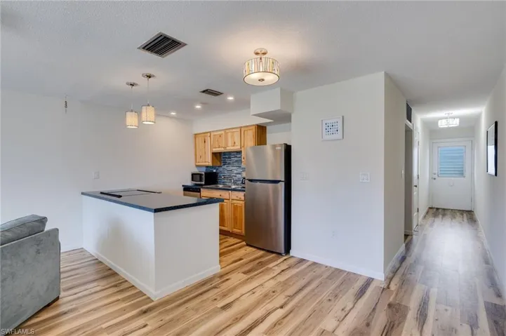 708 Victoria Dr 105, Cape Coral, Florida 33904
