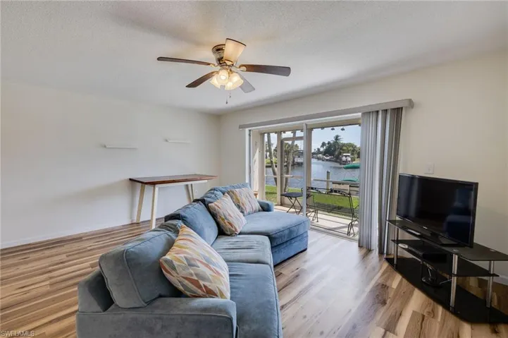 708 Victoria Dr 105, Cape Coral, Florida 33904