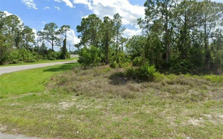 2536  Meadow  RD, Lehigh Acres, FL 33974