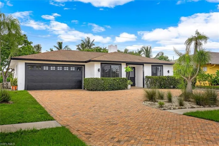 387 Heathwood Dr, Marco Island, Florida 34145