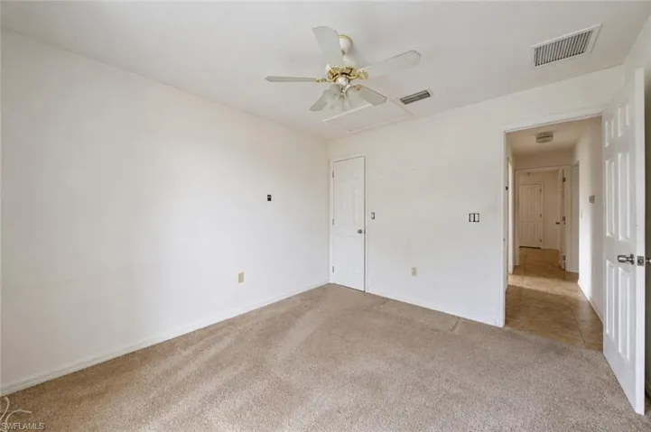 20 Hampton Ave, Lehigh Acres, Florida 33936