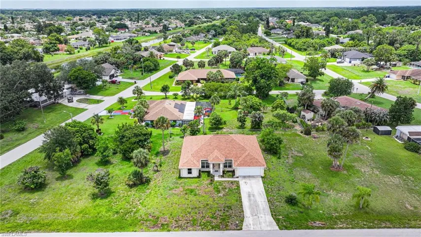 20 Hampton Ave, Lehigh Acres, Florida 33936