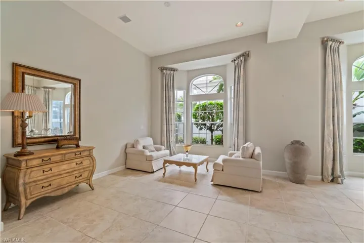 Nice high ceilings