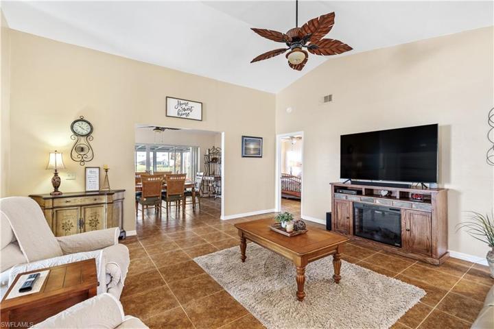 3355  Clubview  DR, NORTH FORT MYERS, FL 33917
