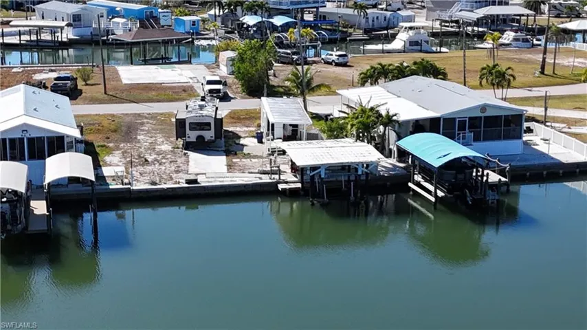 3900 Royal Palm Dr, St. James City, Florida 33956