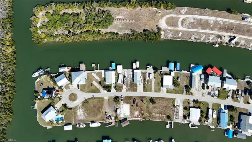 3900 Royal Palm Dr, St. James City, Florida 33956