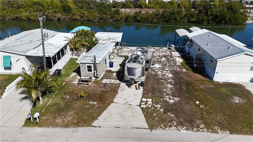 3900 Royal Palm Dr, St. James City, Florida 33956