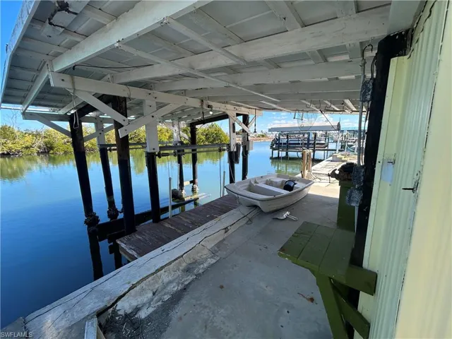 3900 Royal Palm Dr, St. James City, Florida 33956