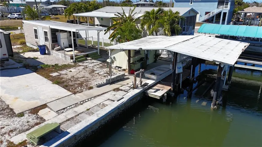 3900 Royal Palm Dr, St. James City, Florida 33956
