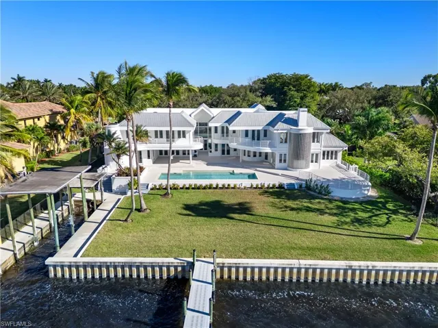 3402 W Riverside Dr, Fort Myers, Florida 33901