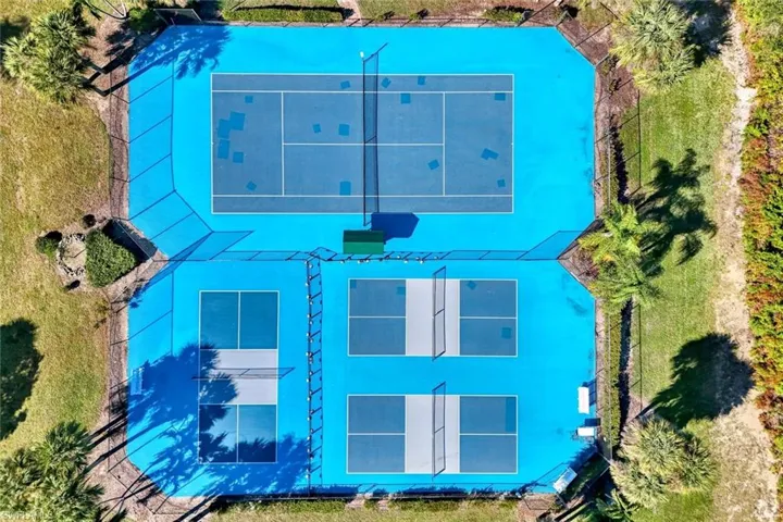 Aerial view of property and surrounding area