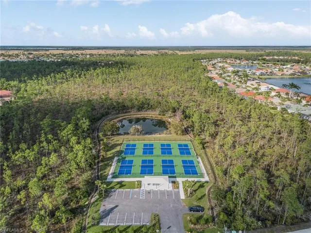 Pickleball Courts