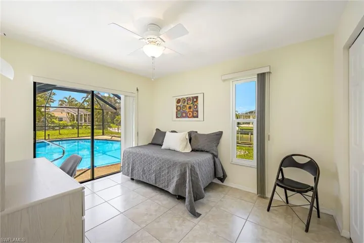 Guest bedroom #2 with access to the lanai
