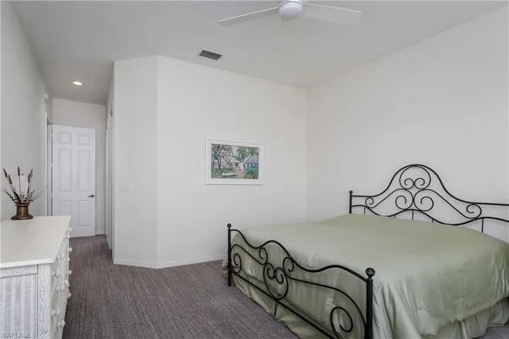 1265 Egrets Lndg # 202, Naples Fl 34108