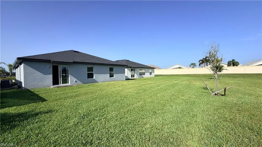 4007 San Clemente Ct, North Fort Myers, Florida 33917