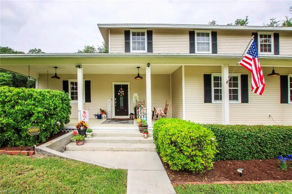4691 Long Lake DR, Fort Myers, FL 33905,225048214