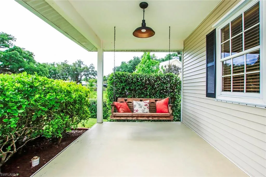 4691 Long Lake DR, Fort Myers, FL 33905,225048214