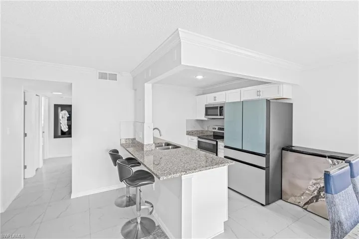 3225 E Riverside Dr 34c, Fort Myers, Florida 33916