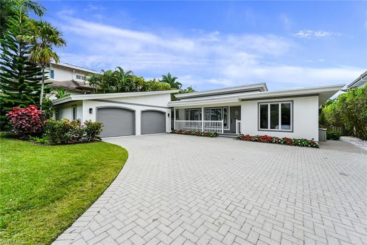 Exterior/No Garage Access but Ample Parking