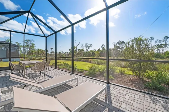 6403  Negril Isle  DR, Naples, FL 34113