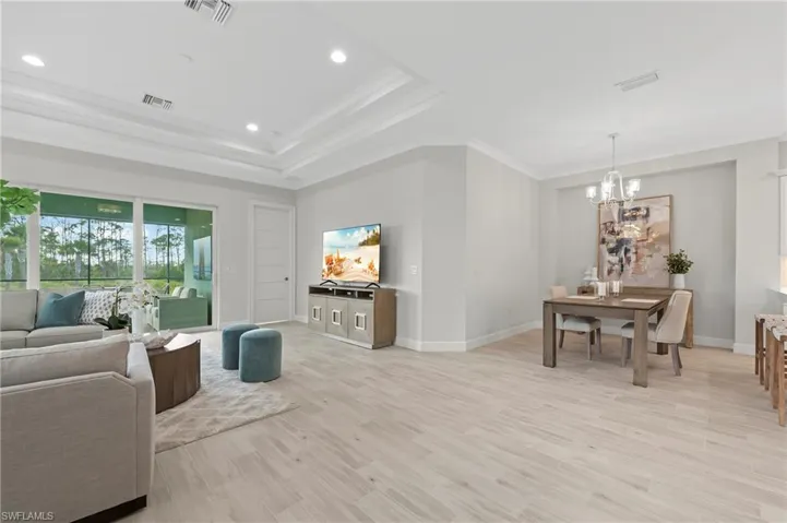 6403  Negril Isle  DR, Naples, FL 34113