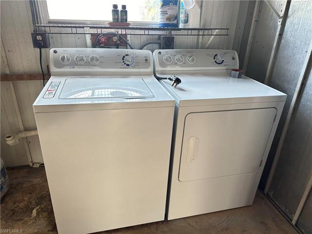 Washer & Dryer