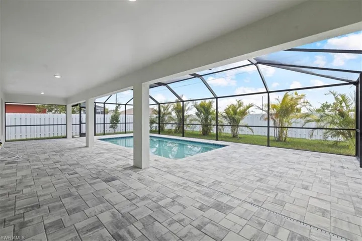 824 NW 8th  TER, Cape Coral, FL 33993