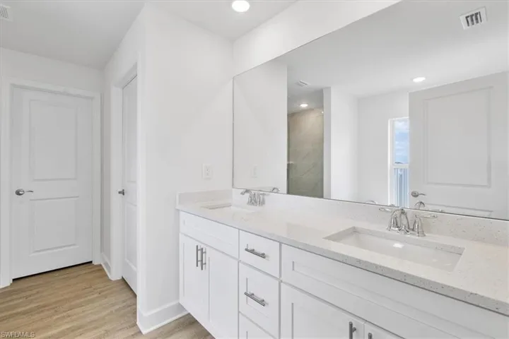 824 NW 8th  TER, Cape Coral, FL 33993