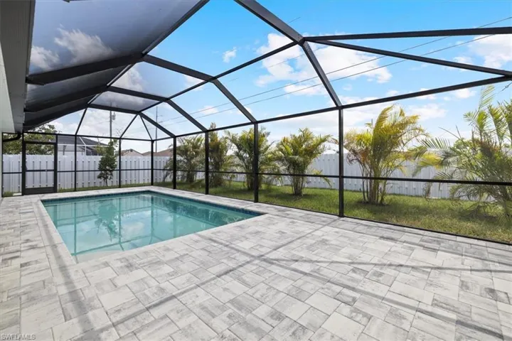 824 NW 8th  TER, Cape Coral, FL 33993
