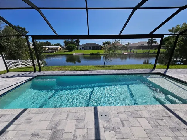 136 Kamal Pkwy, Cape Coral, Florida 33904
