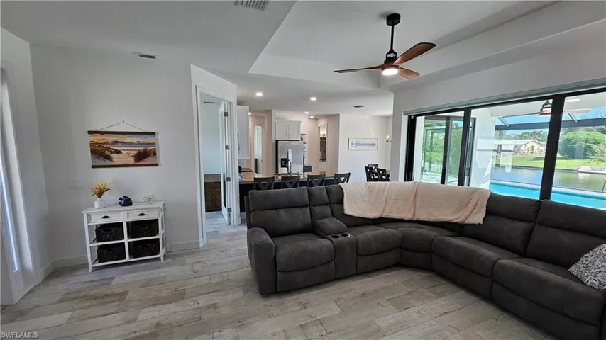 136 Kamal Pkwy, Cape Coral, Florida 33904