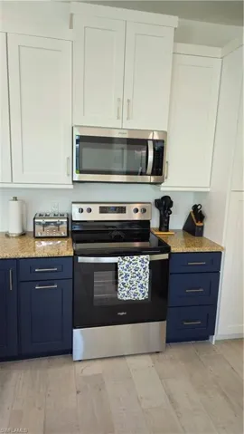 136 Kamal Pkwy, Cape Coral, Florida 33904
