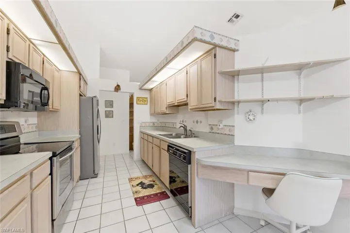 Desk area in Kitchen