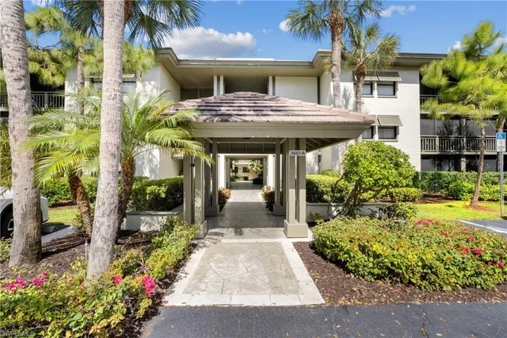 3661 Wild Pines Dr 106, Bonita Springs, Florida 34134