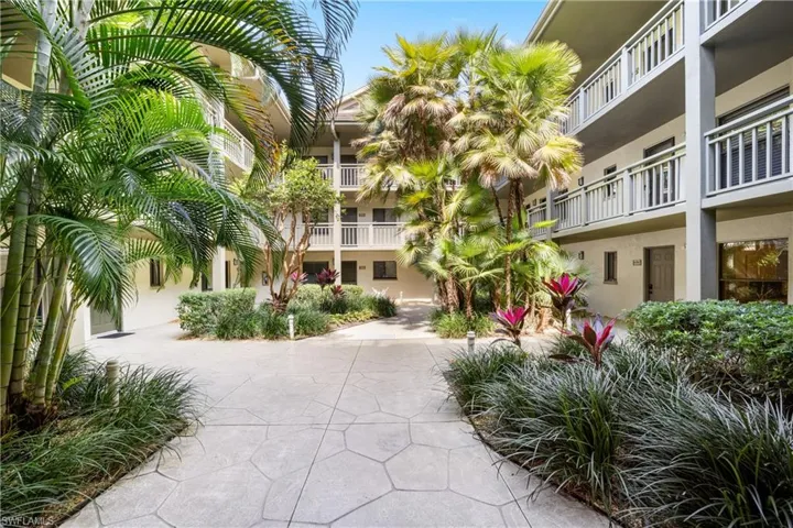 3661 Wild Pines Dr 106, Bonita Springs, Florida 34134