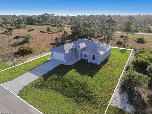 Birds eye view of property