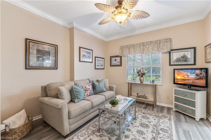Den for 2nd living area