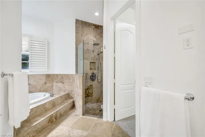 1427 Hemingway Pl, Naples, Florida 34103