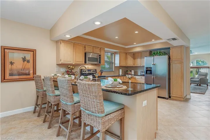 580  103rd N AVE, Naples, FL 34108