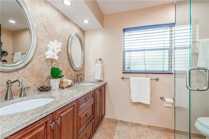 580  103rd N AVE, Naples, FL 34108