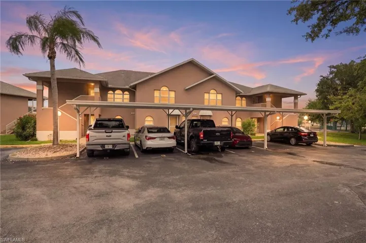 20 Cosmopolitan Dr 4, Lehigh Acres, Florida 33936