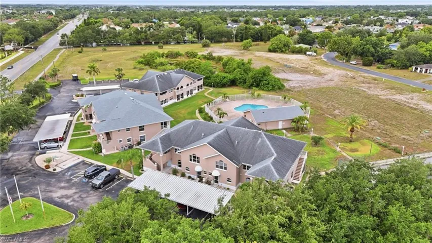 20 Cosmopolitan Dr 4, Lehigh Acres, Florida 33936