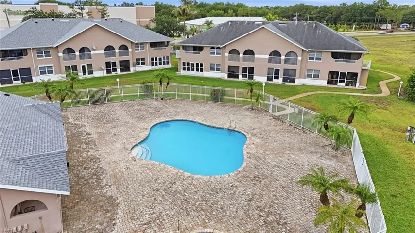 20 Cosmopolitan Dr 4, Lehigh Acres, Florida 33936