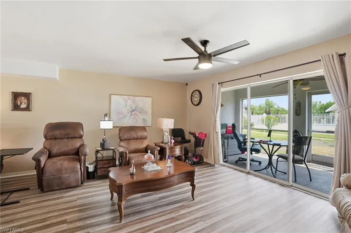 20 Cosmopolitan Dr 4, Lehigh Acres, Florida 33936